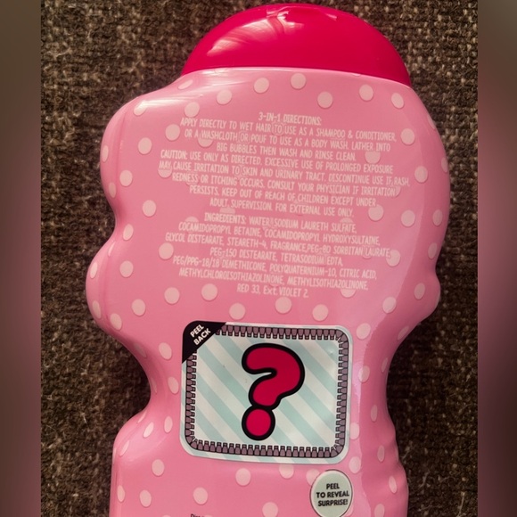 LOL 3in1 Body Wash, Shampoo & Conditioner Strawberry Scented w/Surprise on Back! - Picture 4 of 6